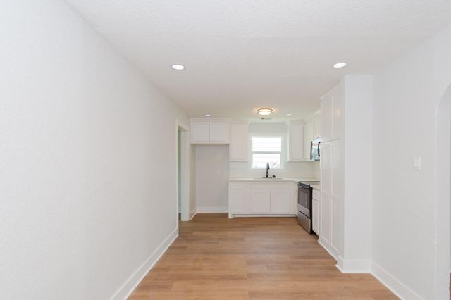 218 Evans Street, Angleton, TX 77515