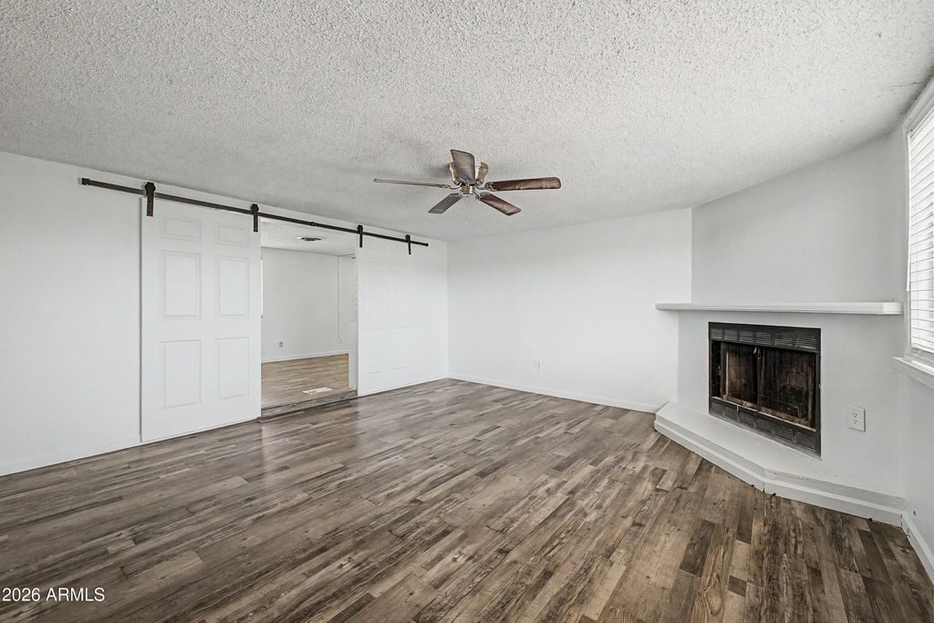 Image 13 of property listing at 5438 E ALDER Avenue, Mesa, AZ 85206