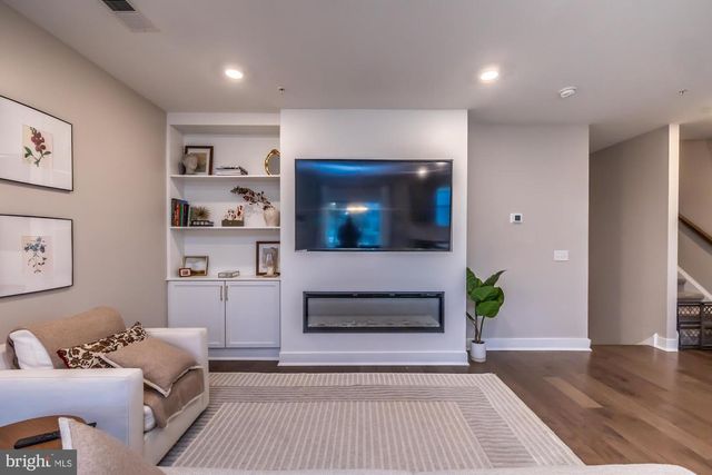 958 SKYLAR CT, Phoenixville, PA 19460