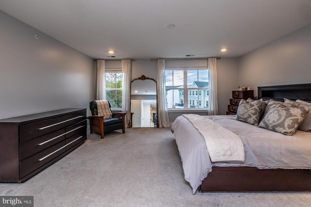 958 SKYLAR CT, Phoenixville, PA 19460