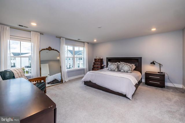 958 SKYLAR CT, Phoenixville, PA 19460
