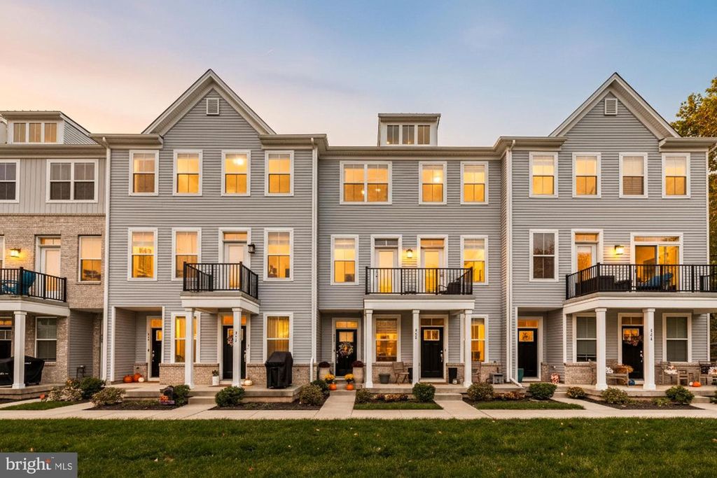 958 SKYLAR CT, Phoenixville, PA 19460