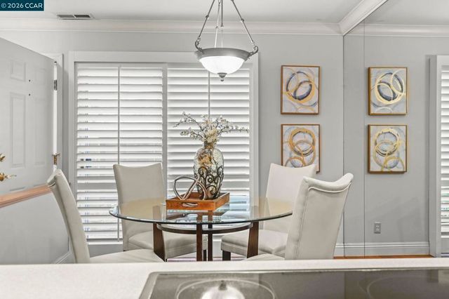 1218 Hookston Rd, Concord, CA 94518