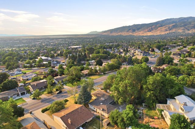 2837 S DAVIS BLVD, Bountiful, UT 84010