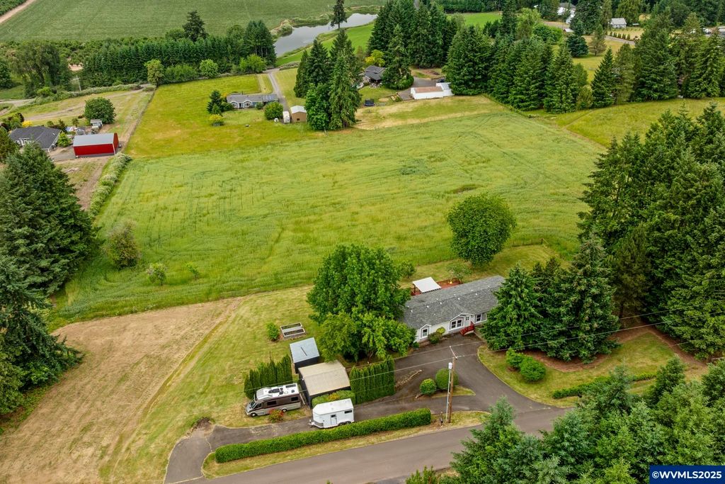 21155 NE Sunnycrest Rd, Newberg, OR 97132