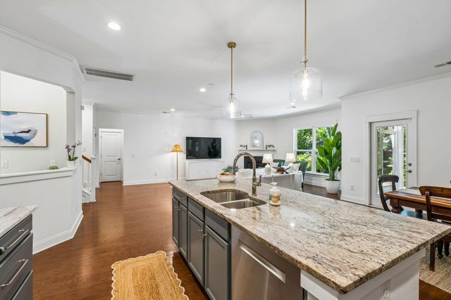 217 President Circle, Summerville, SC 29483