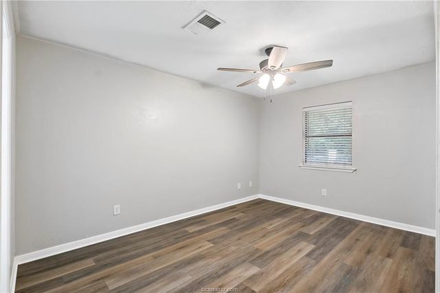 616 Cross Timbers Drive, College Station, TX 77840