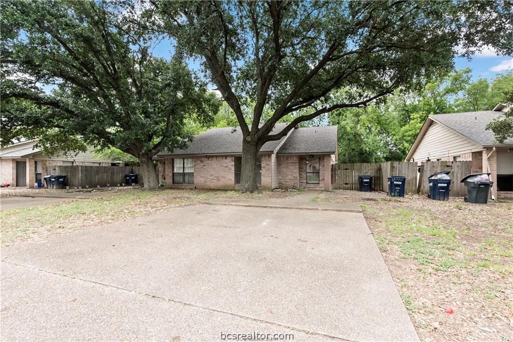 616 Cross Timbers Drive, College Station, TX 77840