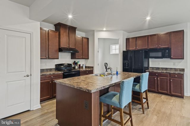 5260 WEEMS DR, King George, VA 22485