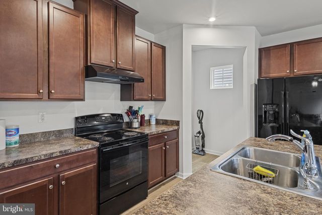 5260 WEEMS DR, King George, VA 22485