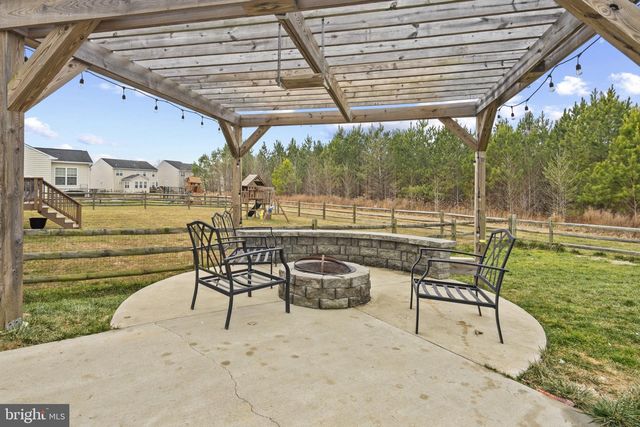 5260 WEEMS DR, King George, VA 22485