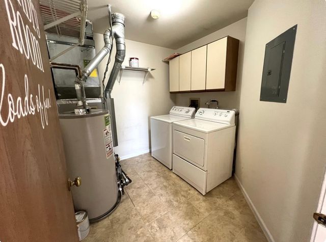 1214 Ballantrae Place E, Mundelein, IL 60060