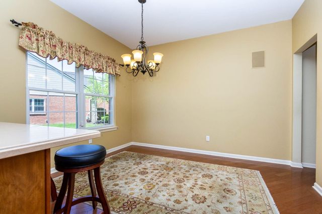 47507 Vistas Cir Drive N, Canton, MI 48188