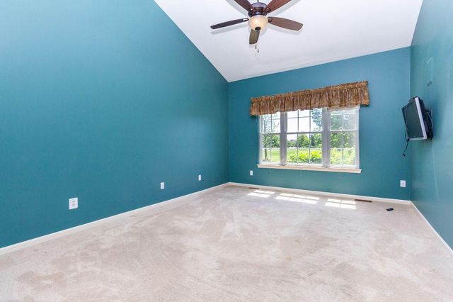 47507 Vistas Cir Drive N, Canton, MI 48188