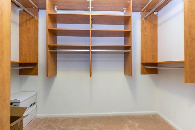 47507 Vistas Cir Drive N, Canton, MI 48188