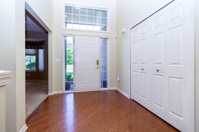 47507 Vistas Cir Drive N, Canton, MI 48188