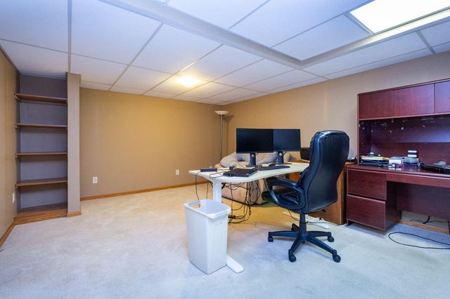 47507 Vistas Cir Drive N, Canton, MI 48188