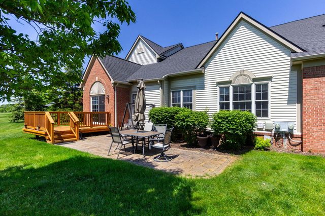 47507 Vistas Cir Drive N, Canton, MI 48188