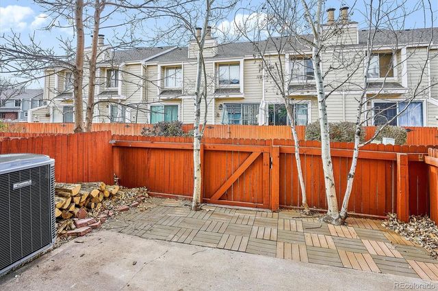 7476 E Arkansas Avenue 39-02, Denver, CO 80231