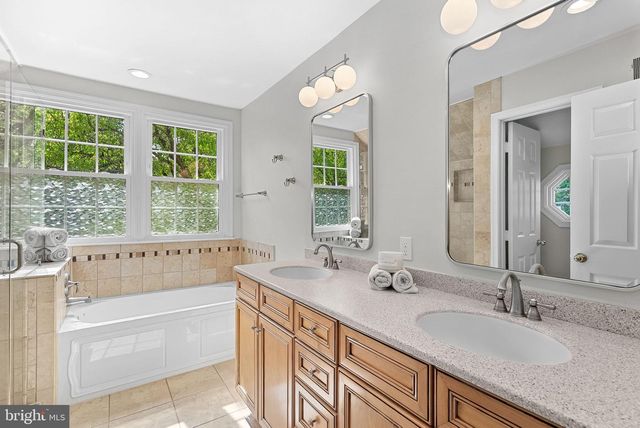 20630 BRIDGEPORT CT, Sterling, VA 20165