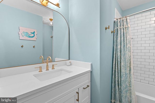20630 BRIDGEPORT CT, Sterling, VA 20165