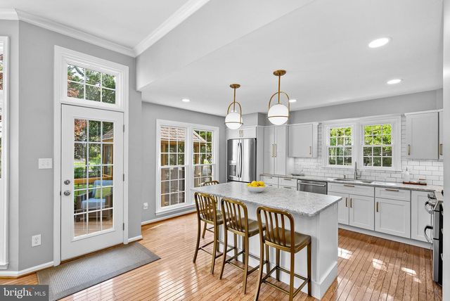 20630 BRIDGEPORT CT, Sterling, VA 20165