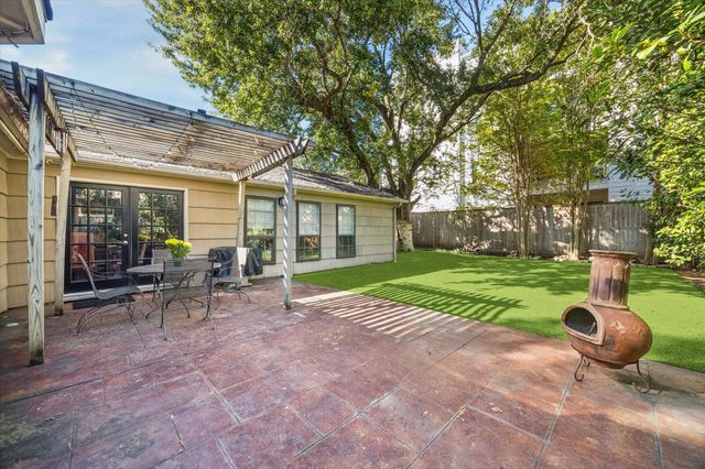 5442 Lincrest Lane, Houston, TX 77056