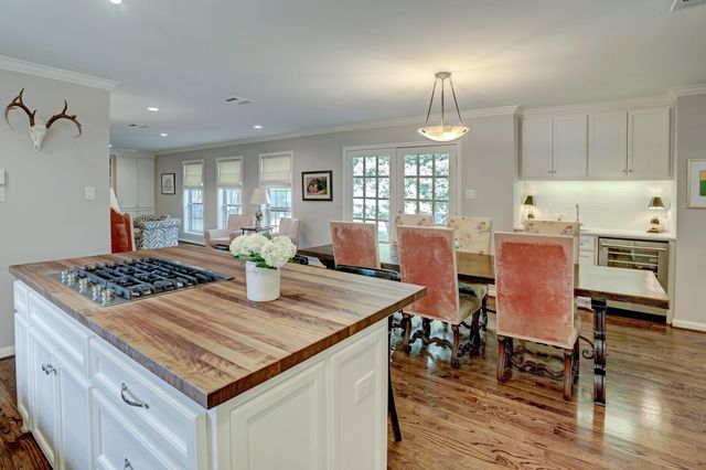 5442 Lincrest Lane, Houston, TX 77056