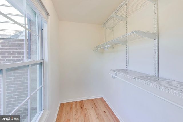 8932 BARROWGATE CT, Potomac, MD 20854