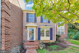 8932 BARROWGATE CT, Potomac, MD 20854