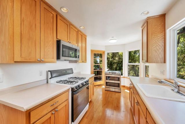 950 Oak Ridge Road, Los Gatos, CA 95033