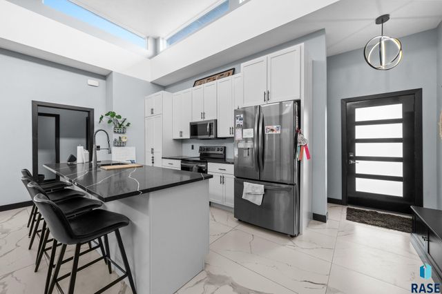 4309 N Ohio Ave Avenue, Sioux Falls, SD 57107