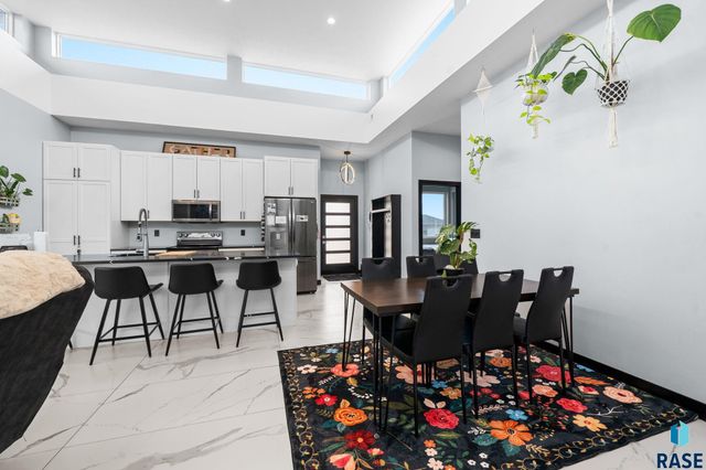 4309 N Ohio Ave Avenue, Sioux Falls, SD 57107