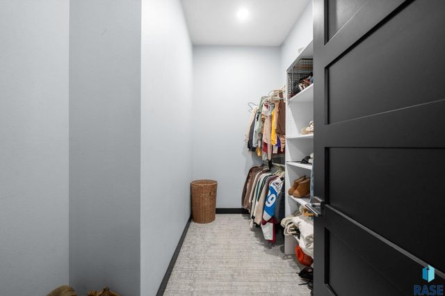 4309 N Ohio Ave Avenue, Sioux Falls, SD 57107