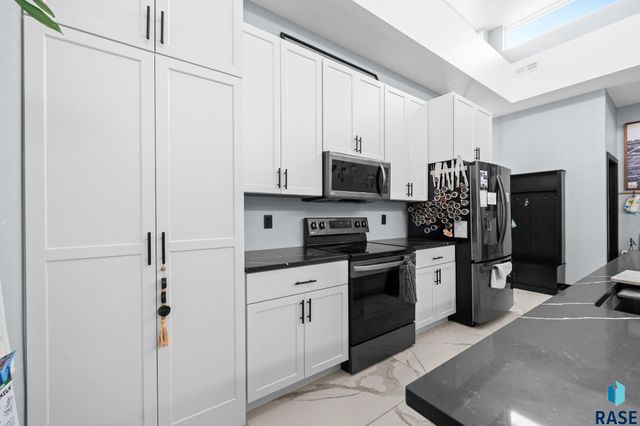 4309 N Ohio Ave Avenue, Sioux Falls, SD 57107