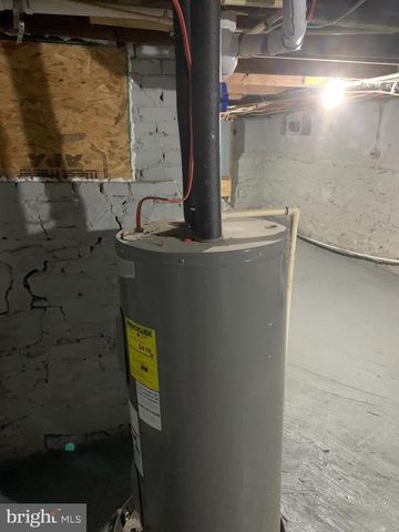 1625 N MILTON AVE, Baltimore, MD 21213