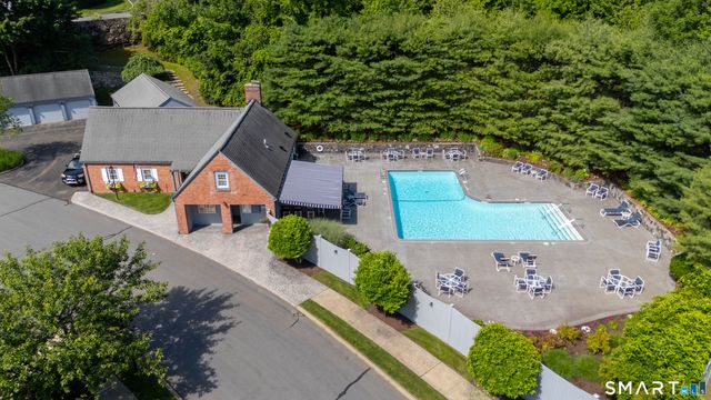 85 Gate Ridge Road 85, Fairfield, CT 06825