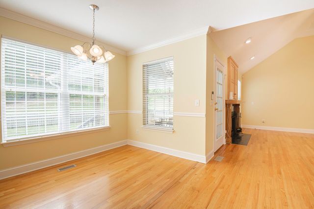 5683 Crooked Creek Drive, Ooltewah, TN 37363