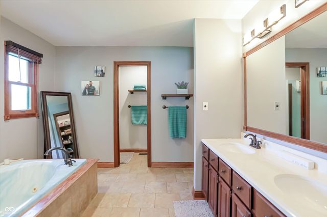 1017 Silver Lake Circle, Greenwood, IN 46142