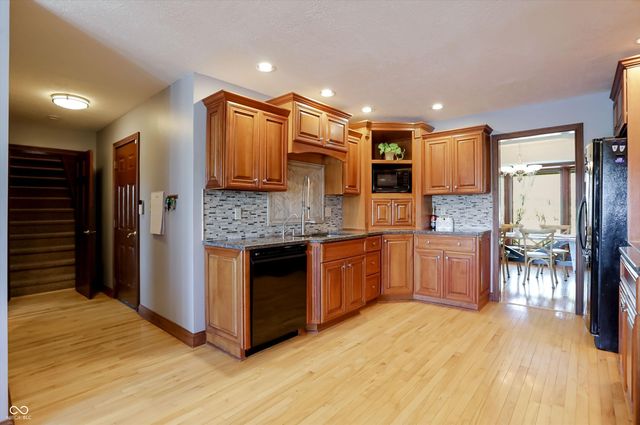 1017 Silver Lake Circle, Greenwood, IN 46142