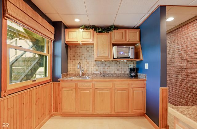 1017 Silver Lake Circle, Greenwood, IN 46142