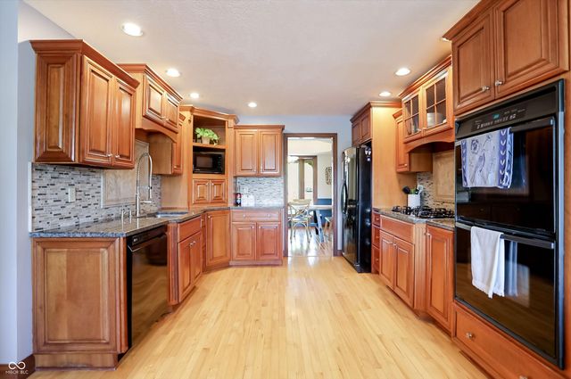 1017 Silver Lake Circle, Greenwood, IN 46142