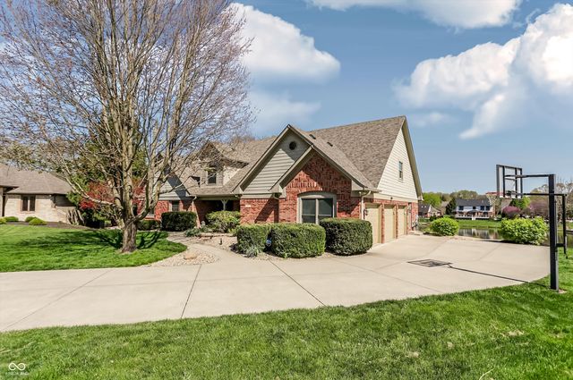 1017 Silver Lake Circle, Greenwood, IN 46142