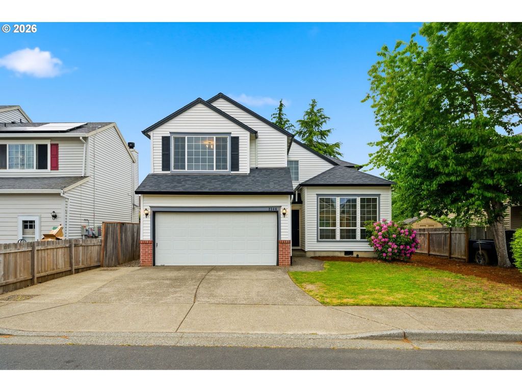 2346 N IRVINE St, Cornelius, OR 97113