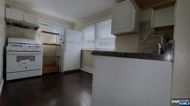 109 Lee Avenue 2nd floor, Haledon, NJ 07508