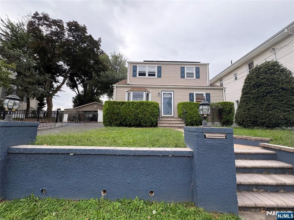 109 Lee Avenue 2nd floor, Haledon, NJ 07508