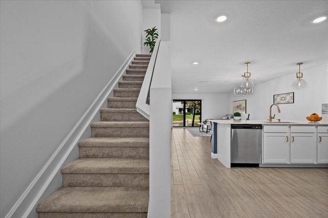 6013 Woods Edge Circle, Riviera Beach, FL 33410