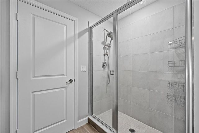 6013 Woods Edge Circle, Riviera Beach, FL 33410