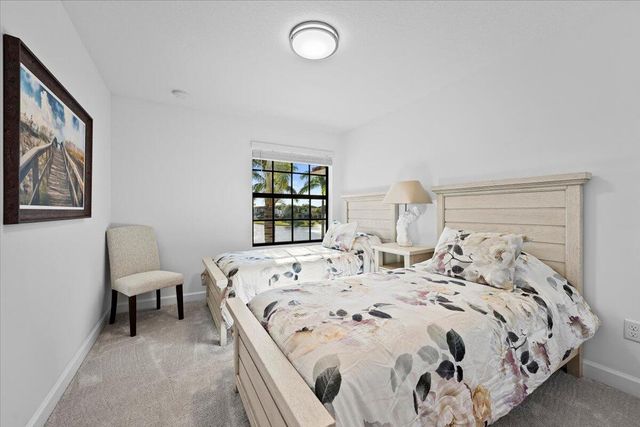 6013 Woods Edge Circle, Riviera Beach, FL 33410