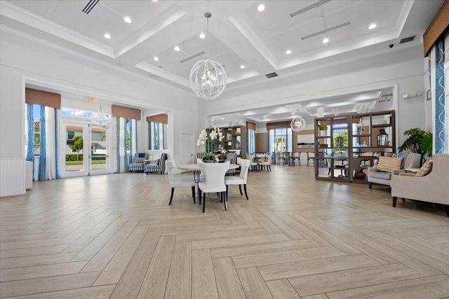 6013 Woods Edge Circle, Riviera Beach, FL 33410